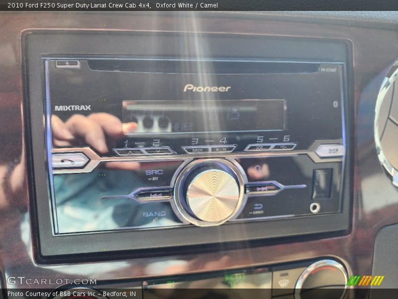 Oxford White / Camel 2010 Ford F250 Super Duty Lariat Crew Cab 4x4
