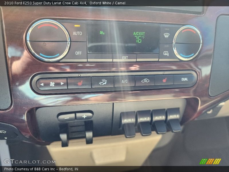 Oxford White / Camel 2010 Ford F250 Super Duty Lariat Crew Cab 4x4
