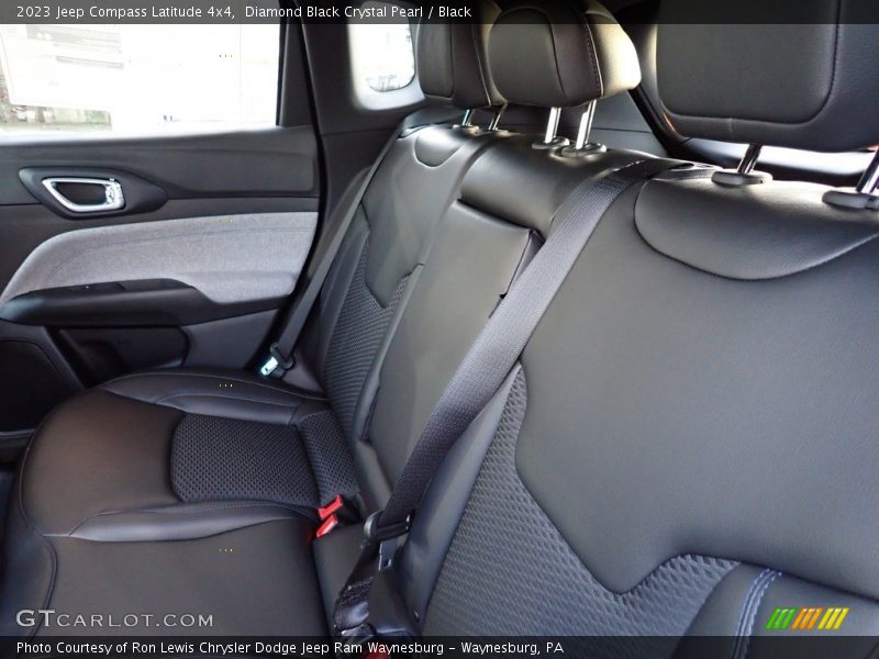 Diamond Black Crystal Pearl / Black 2023 Jeep Compass Latitude 4x4