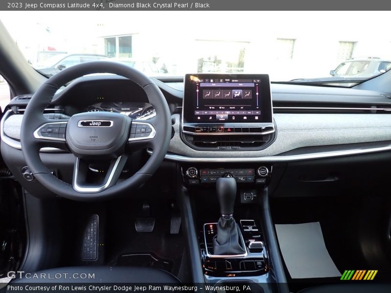 Diamond Black Crystal Pearl / Black 2023 Jeep Compass Latitude 4x4