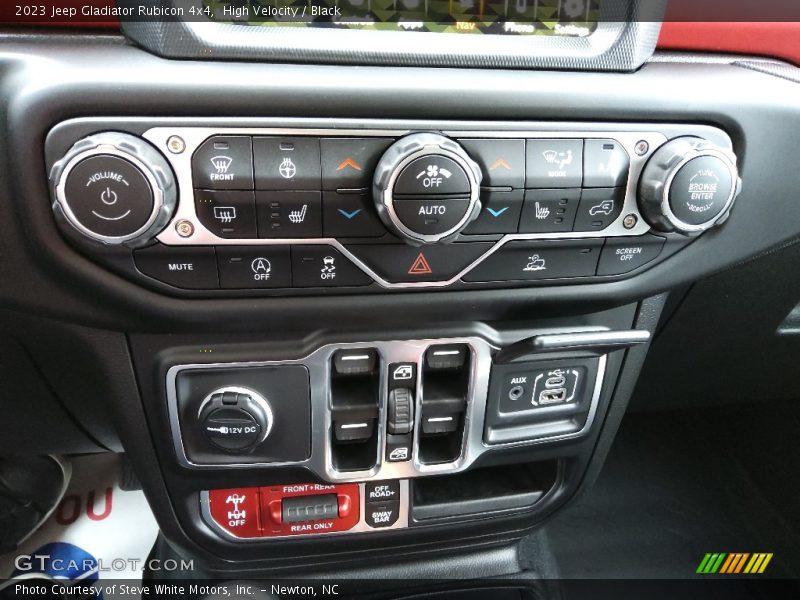 High Velocity / Black 2023 Jeep Gladiator Rubicon 4x4