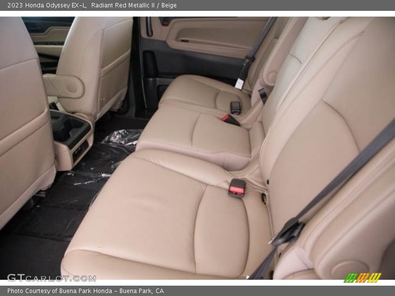 Radiant Red Metallic II / Beige 2023 Honda Odyssey EX-L