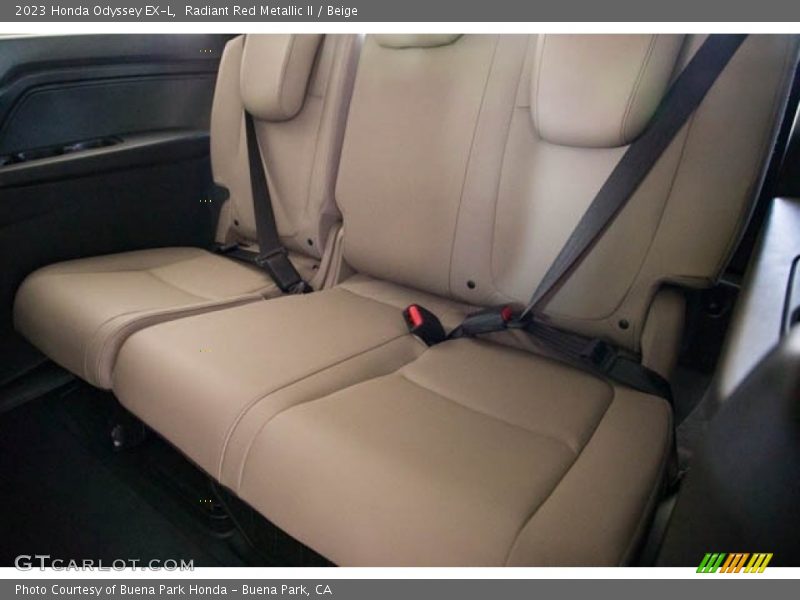 Radiant Red Metallic II / Beige 2023 Honda Odyssey EX-L