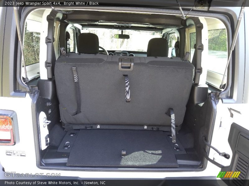  2023 Wrangler Sport 4x4 Trunk