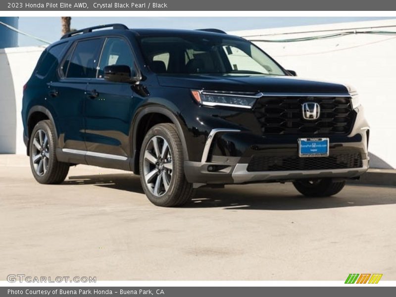 Front 3/4 View of 2023 Pilot Elite AWD
