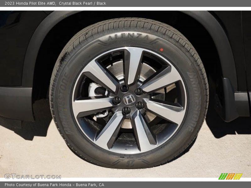  2023 Pilot Elite AWD Wheel
