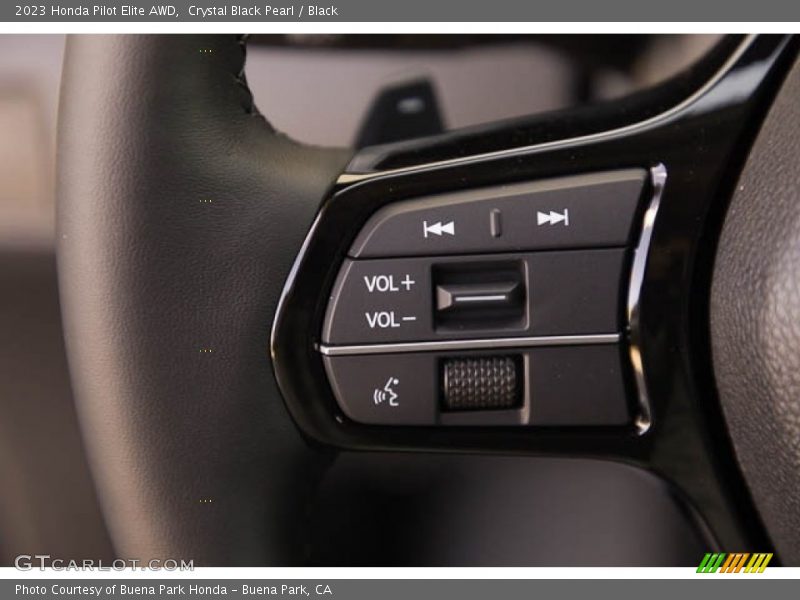  2023 Pilot Elite AWD Steering Wheel