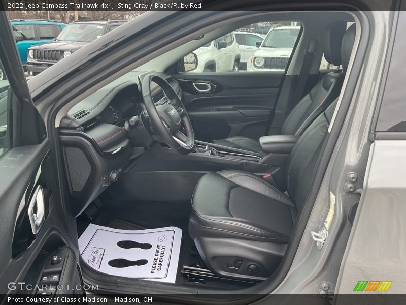 Sting Gray / Black/Ruby Red 2022 Jeep Compass Trailhawk 4x4