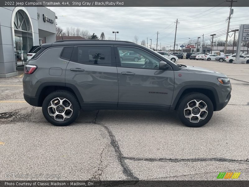 Sting Gray / Black/Ruby Red 2022 Jeep Compass Trailhawk 4x4