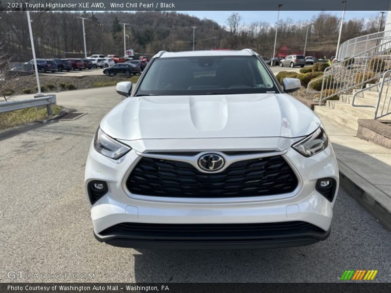 Wind Chill Pearl / Black 2023 Toyota Highlander XLE AWD