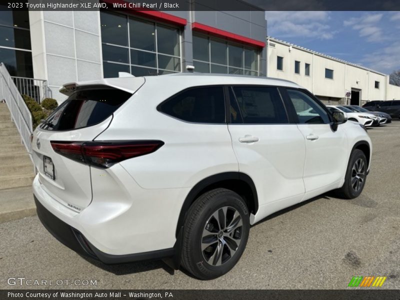 Wind Chill Pearl / Black 2023 Toyota Highlander XLE AWD
