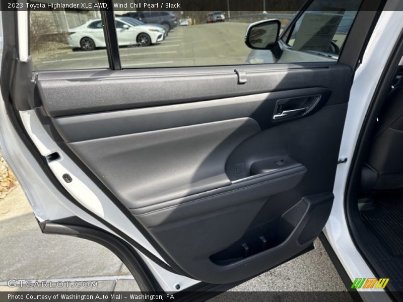 Wind Chill Pearl / Black 2023 Toyota Highlander XLE AWD