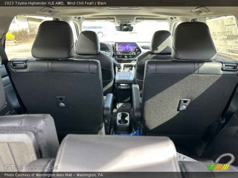 Wind Chill Pearl / Black 2023 Toyota Highlander XLE AWD