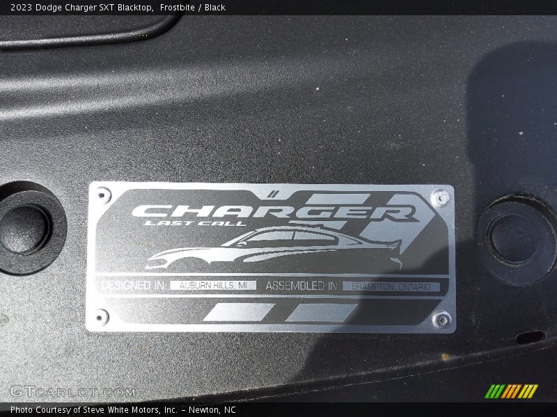  2023 Charger SXT Blacktop Logo