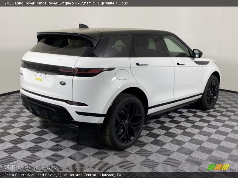 Fuji White / Cloud 2023 Land Rover Range Rover Evoque S R-Dynamic