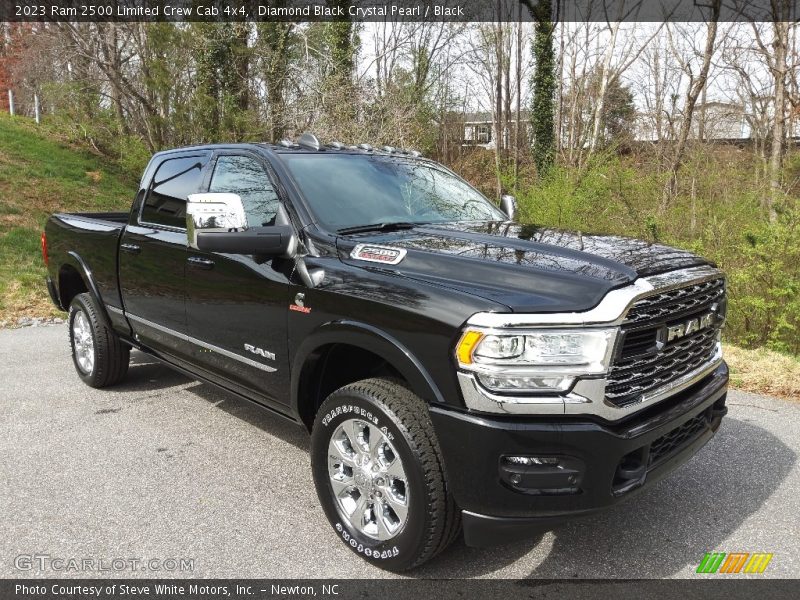 Front 3/4 View of 2023 2500 Limited Crew Cab 4x4