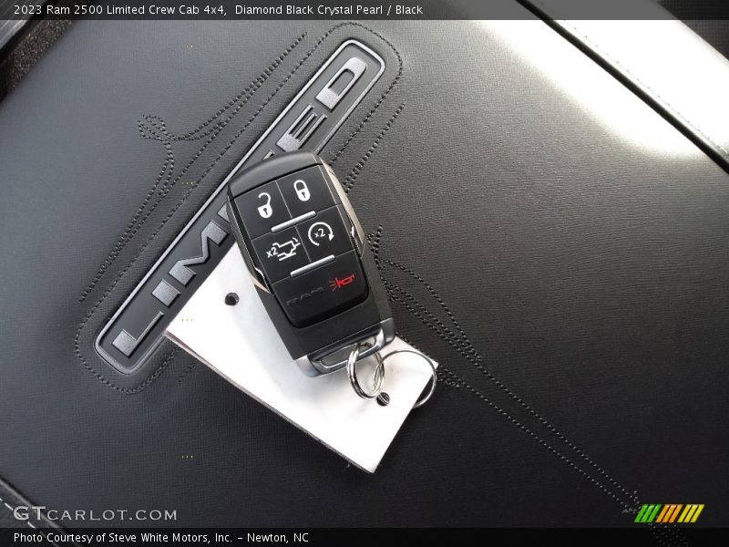 Keys of 2023 2500 Limited Crew Cab 4x4