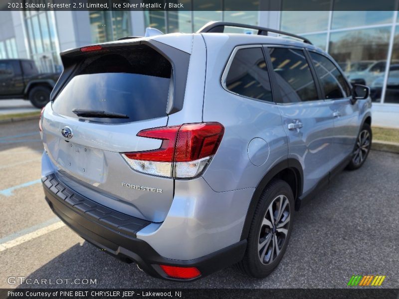 Ice Silver Metallic / Black 2021 Subaru Forester 2.5i Limited
