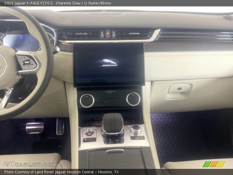 Charente Gray / Lt Oyster/Ebony 2023 Jaguar F-PACE P250 S