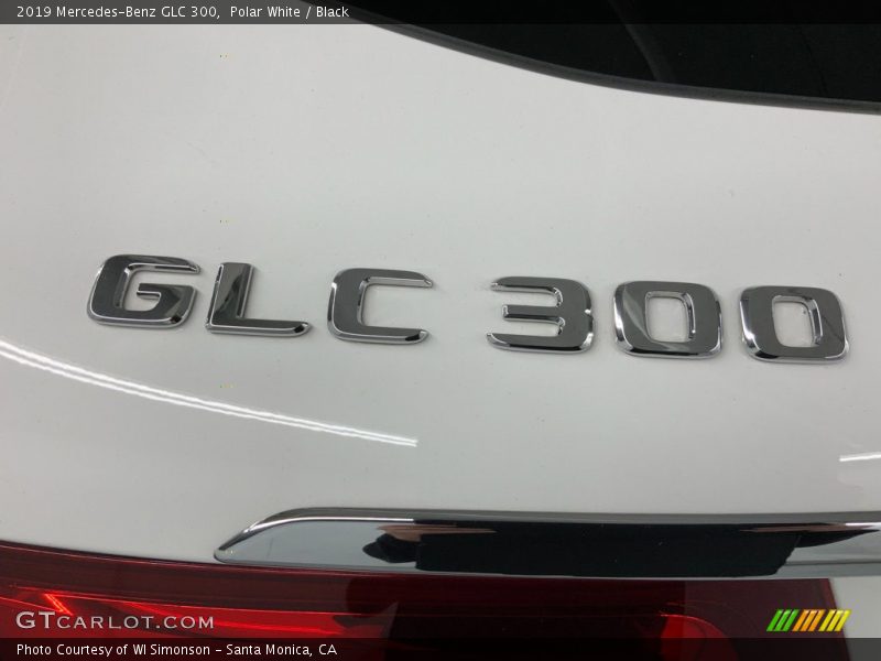 Polar White / Black 2019 Mercedes-Benz GLC 300