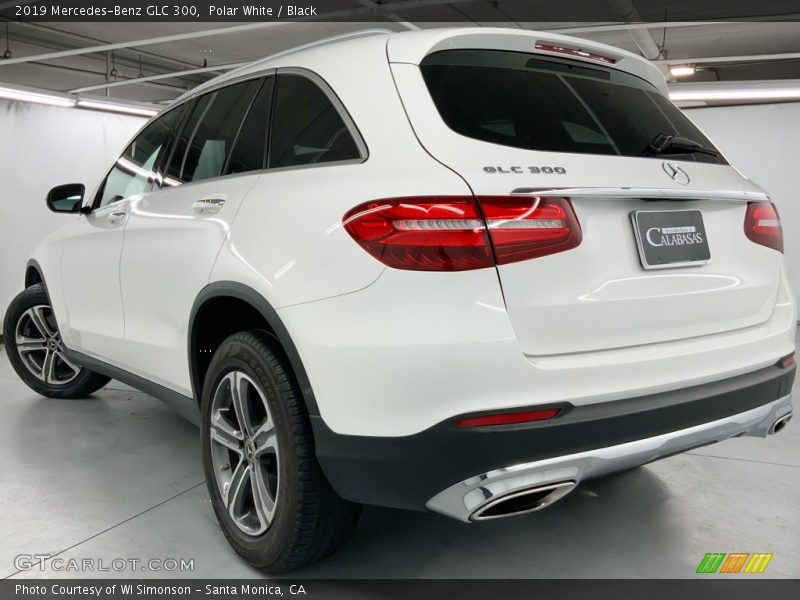 Polar White / Black 2019 Mercedes-Benz GLC 300