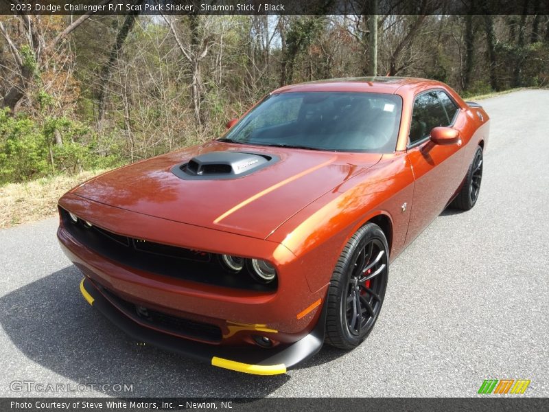 Sinamon Stick / Black 2023 Dodge Challenger R/T Scat Pack Shaker