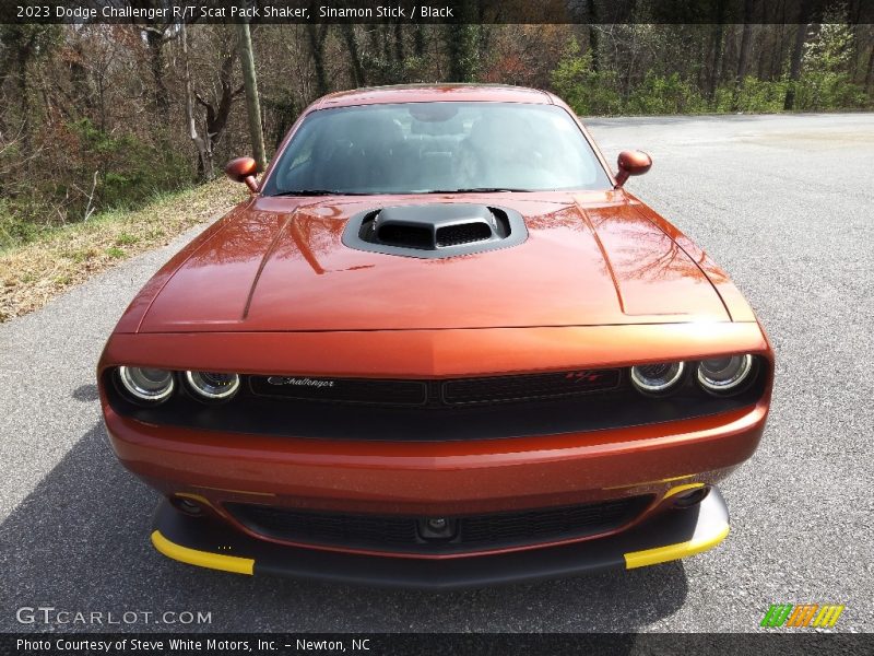 Sinamon Stick / Black 2023 Dodge Challenger R/T Scat Pack Shaker
