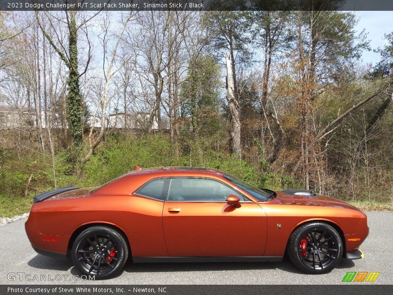  2023 Challenger R/T Scat Pack Shaker Sinamon Stick