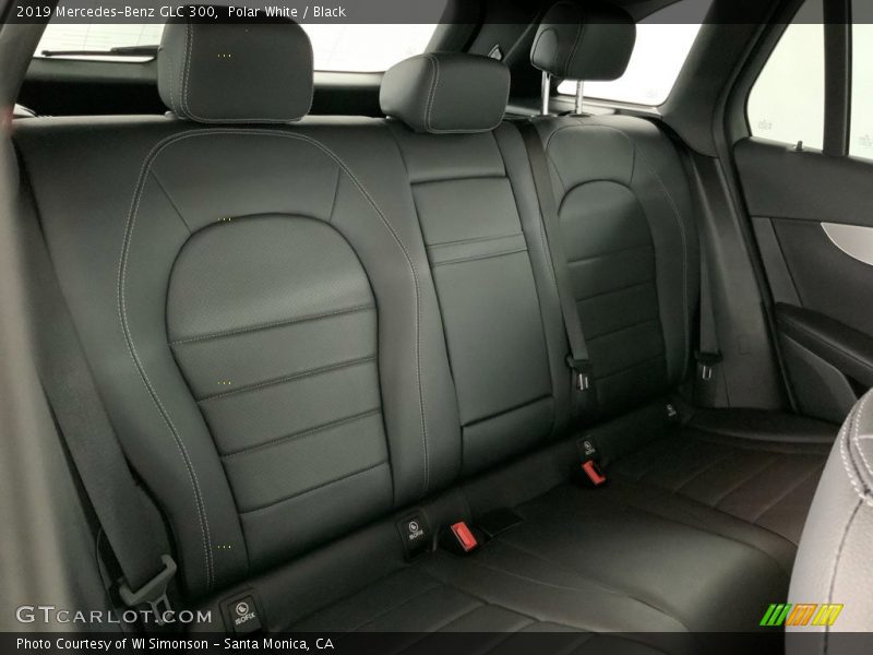 Polar White / Black 2019 Mercedes-Benz GLC 300