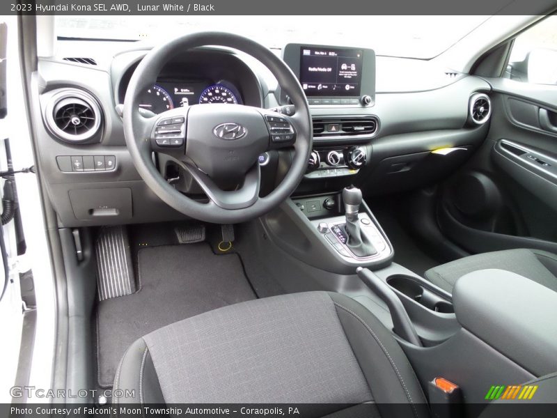 Lunar White / Black 2023 Hyundai Kona SEL AWD