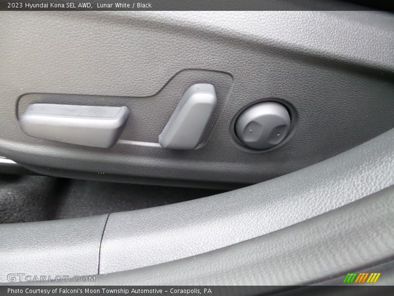 Lunar White / Black 2023 Hyundai Kona SEL AWD