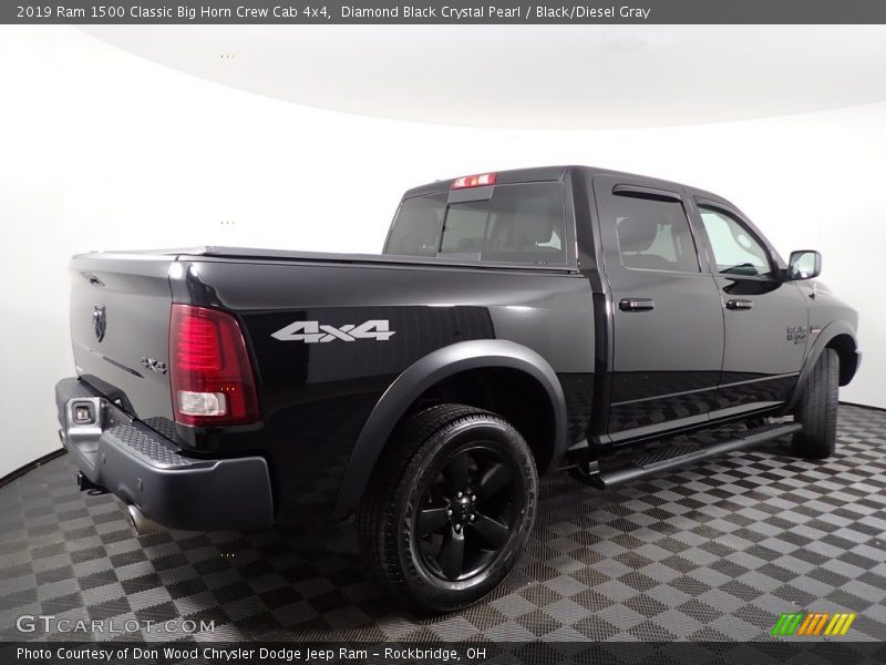 Diamond Black Crystal Pearl / Black/Diesel Gray 2019 Ram 1500 Classic Big Horn Crew Cab 4x4