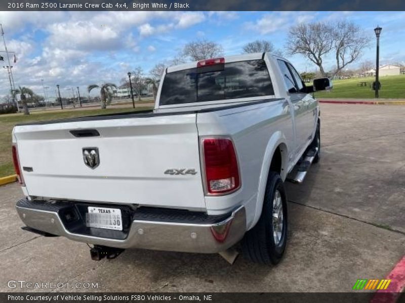 Bright White / Black 2016 Ram 2500 Laramie Crew Cab 4x4