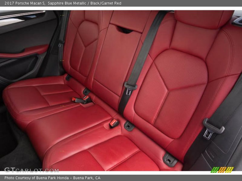 Rear Seat of 2017 Macan S
