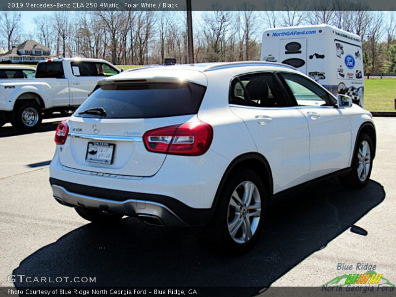 Polar White / Black 2019 Mercedes-Benz GLA 250 4Matic