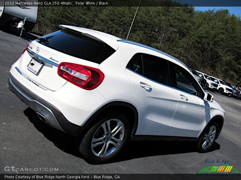 Polar White / Black 2019 Mercedes-Benz GLA 250 4Matic