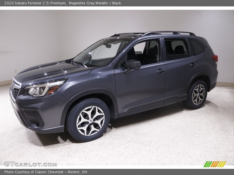 Front 3/4 View of 2020 Forester 2.5i Premium