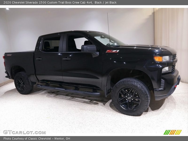 Black / Jet Black 2020 Chevrolet Silverado 1500 Custom Trail Boss Crew Cab 4x4