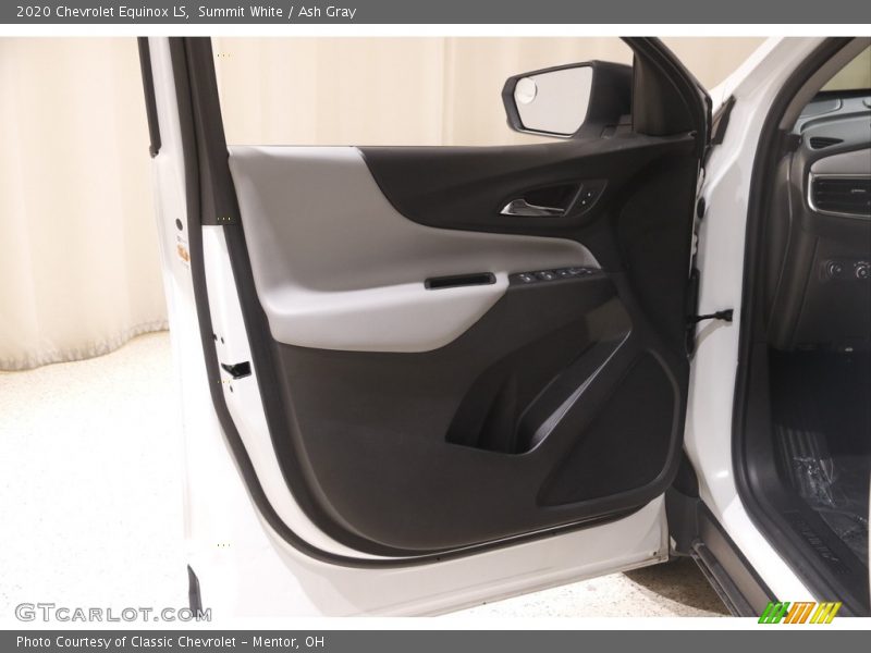 Summit White / Ash Gray 2020 Chevrolet Equinox LS
