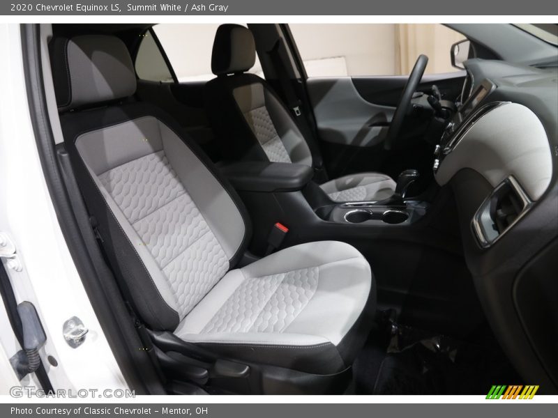 Summit White / Ash Gray 2020 Chevrolet Equinox LS