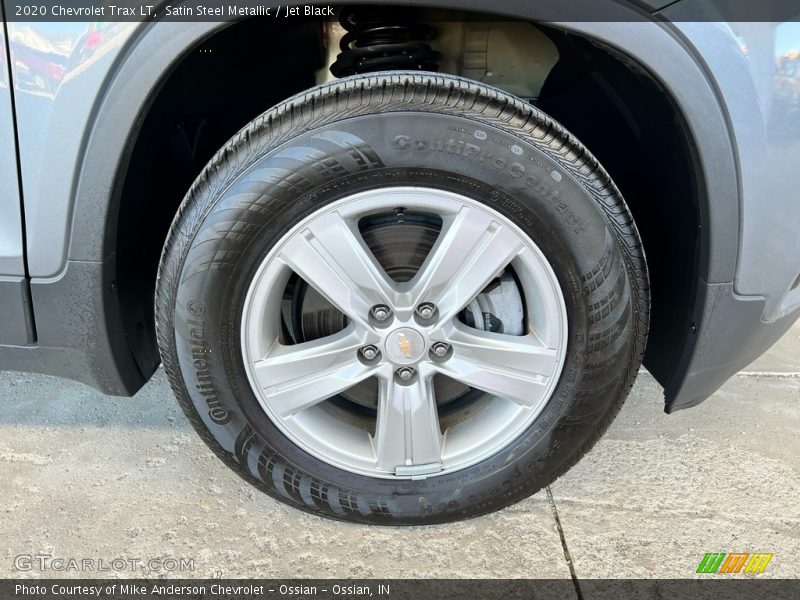 Satin Steel Metallic / Jet Black 2020 Chevrolet Trax LT