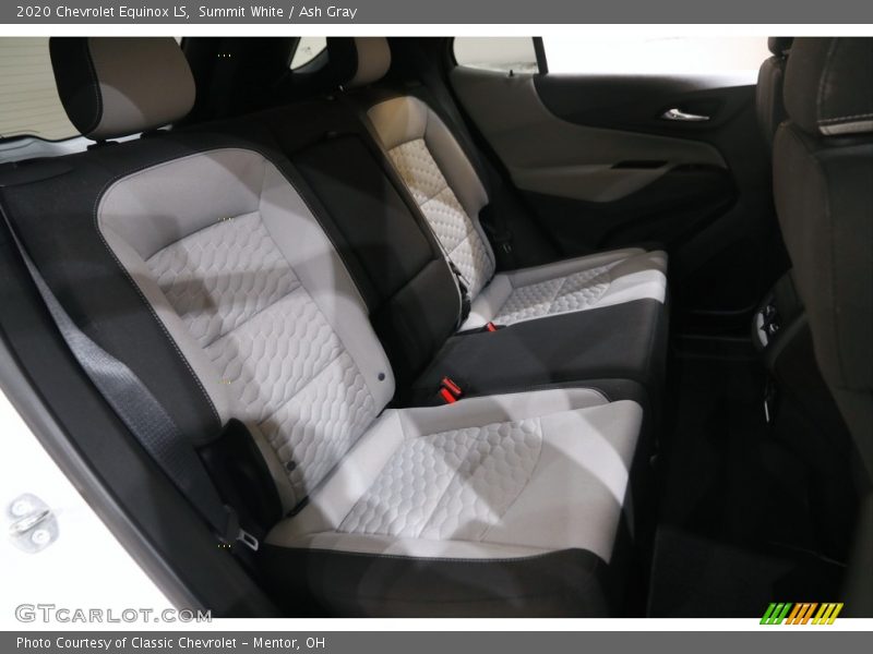 Summit White / Ash Gray 2020 Chevrolet Equinox LS