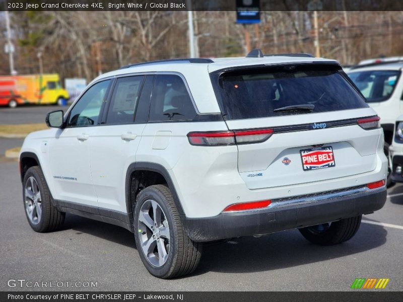 Bright White / Global Black 2023 Jeep Grand Cherokee 4XE