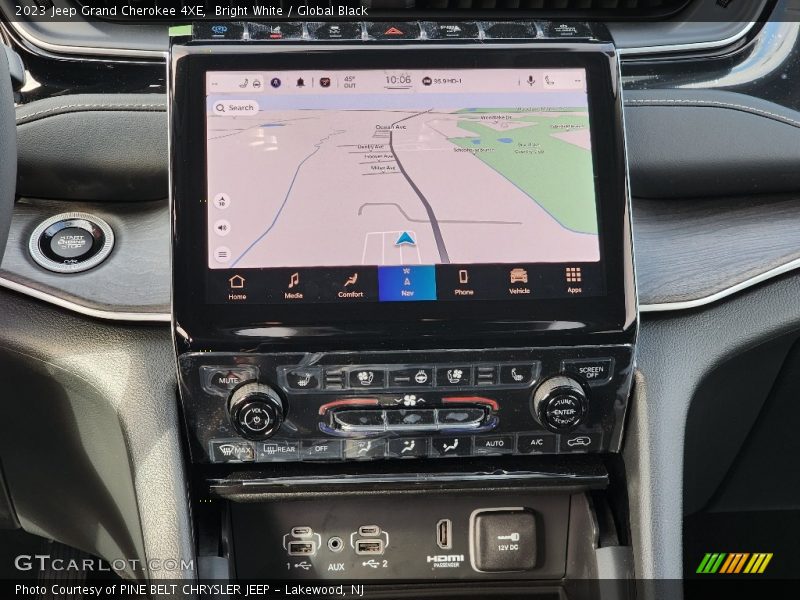 Bright White / Global Black 2023 Jeep Grand Cherokee 4XE