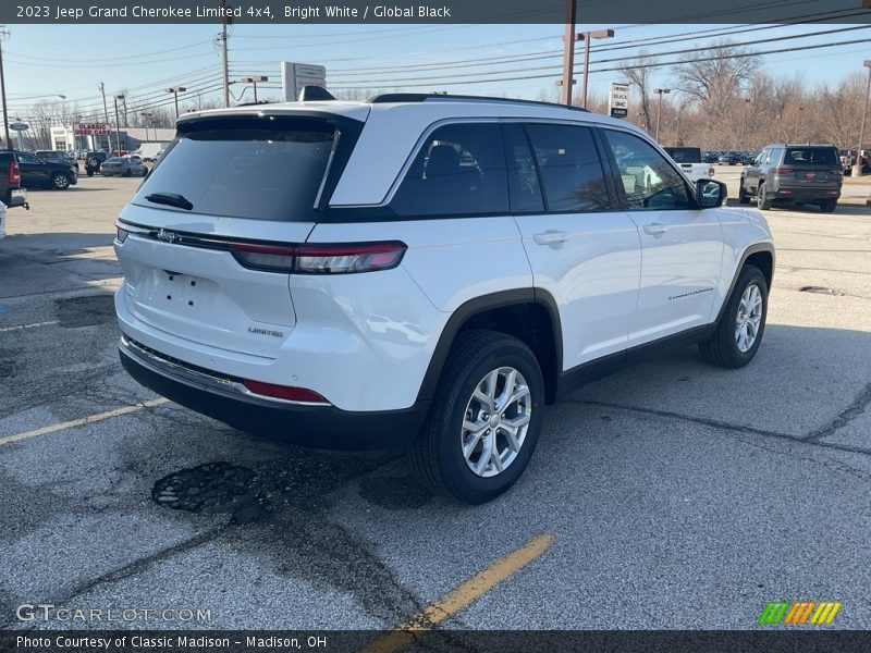 Bright White / Global Black 2023 Jeep Grand Cherokee Limited 4x4