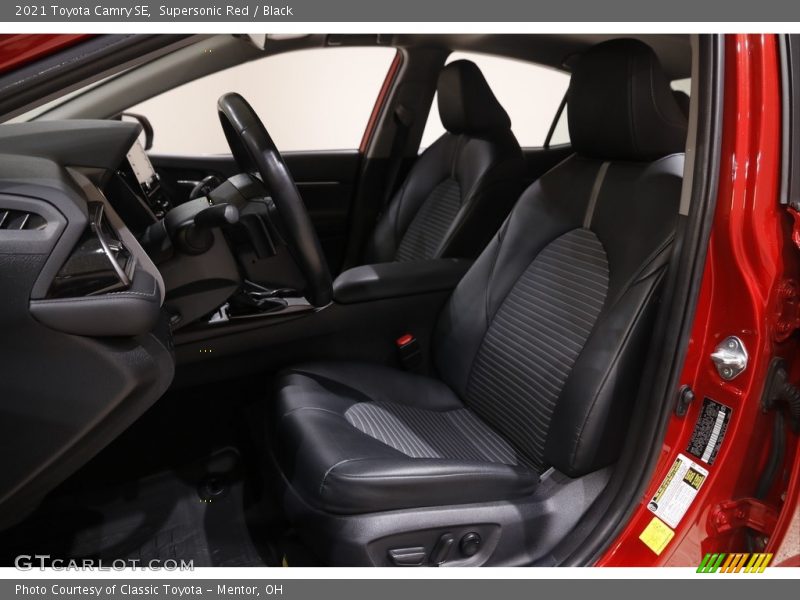 Supersonic Red / Black 2021 Toyota Camry SE
