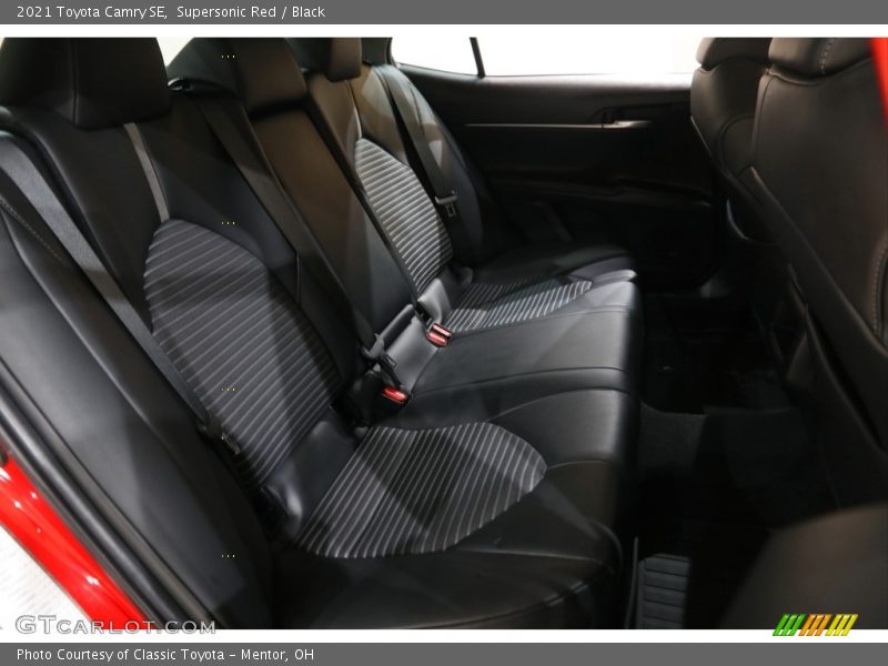 Supersonic Red / Black 2021 Toyota Camry SE