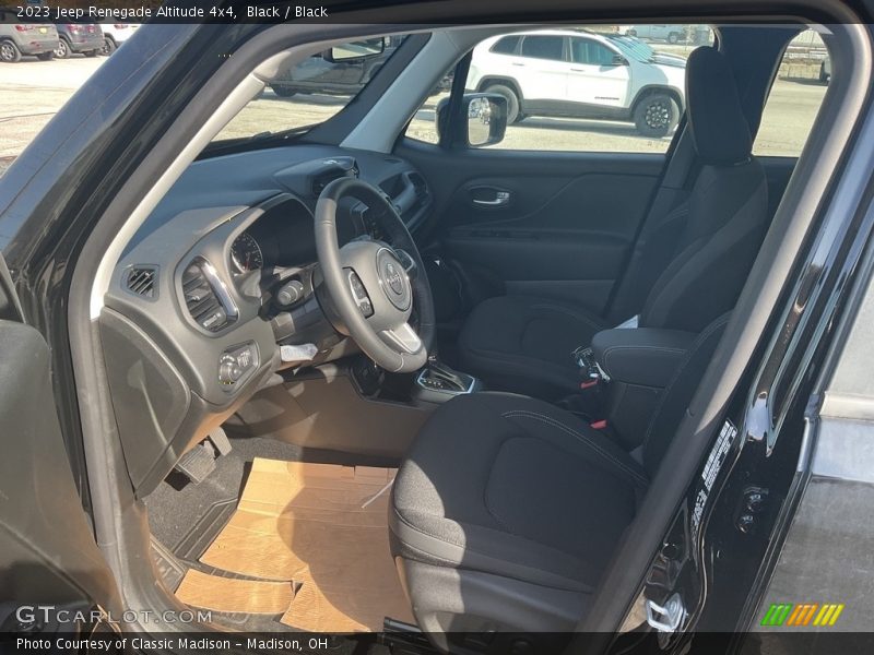 Black / Black 2023 Jeep Renegade Altitude 4x4
