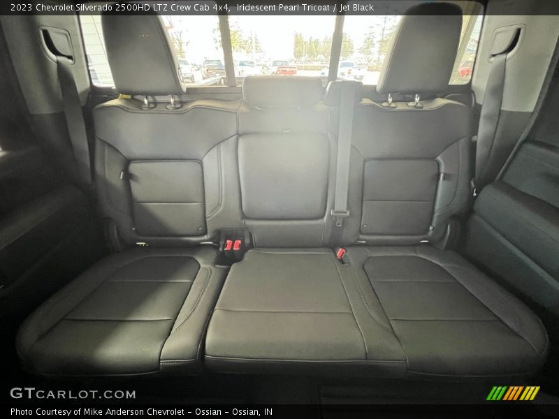 Iridescent Pearl Tricoat / Jet Black 2023 Chevrolet Silverado 2500HD LTZ Crew Cab 4x4
