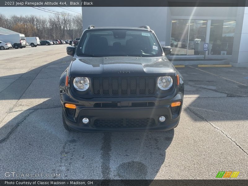 Black / Black 2023 Jeep Renegade Altitude 4x4